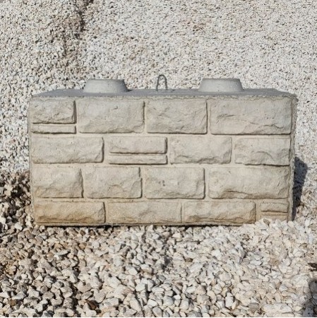 Deco. 4x2x2 Brickfaced Stacker