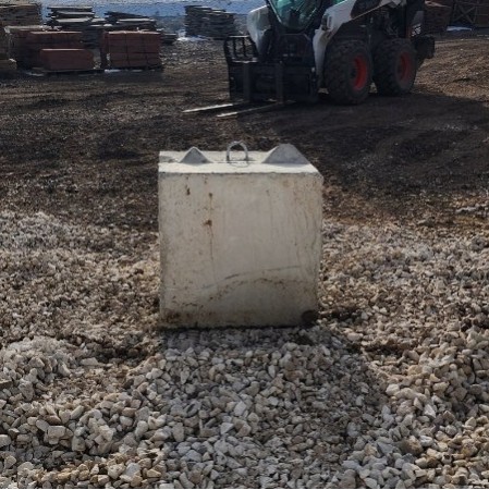Concrete Block 2'x2'x2'
