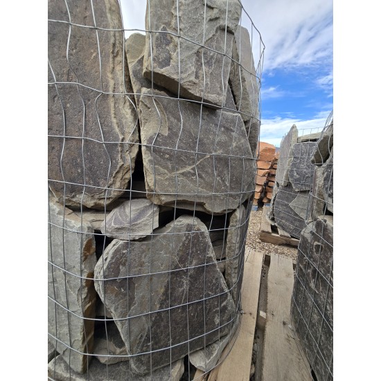 Raven Tumbled Flagstone 1 - 2"