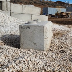 Deco. 4x2x2 Pillowfaced Stacker