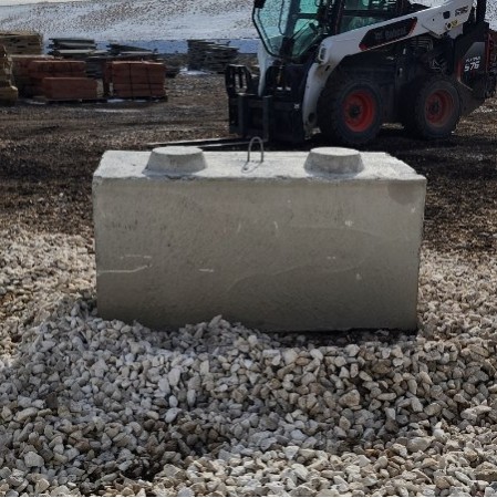 Deco. 4x2x2 Pillowfaced Stacker