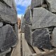 Raven Tumbled Flagstone 1 - 2"