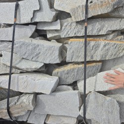 3-8" Silver Shores Flagstone - Edging Builders