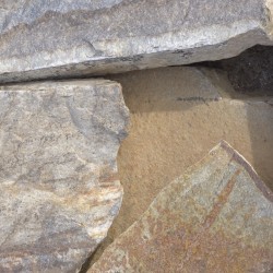 1 3/4" - 2 1/4" Mars Mountain Flagstone 