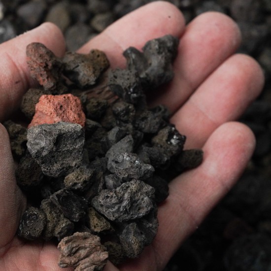 3/4" Black Lava Rock